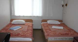 Гостиница Гостиничный комплекс Светогорск Светогорск Двухместный номер с 2 отдельными кроватями-3